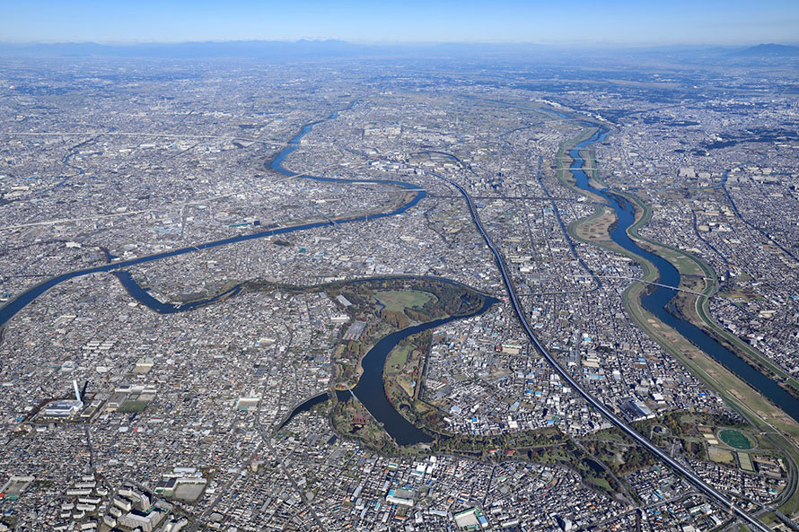 三郷市